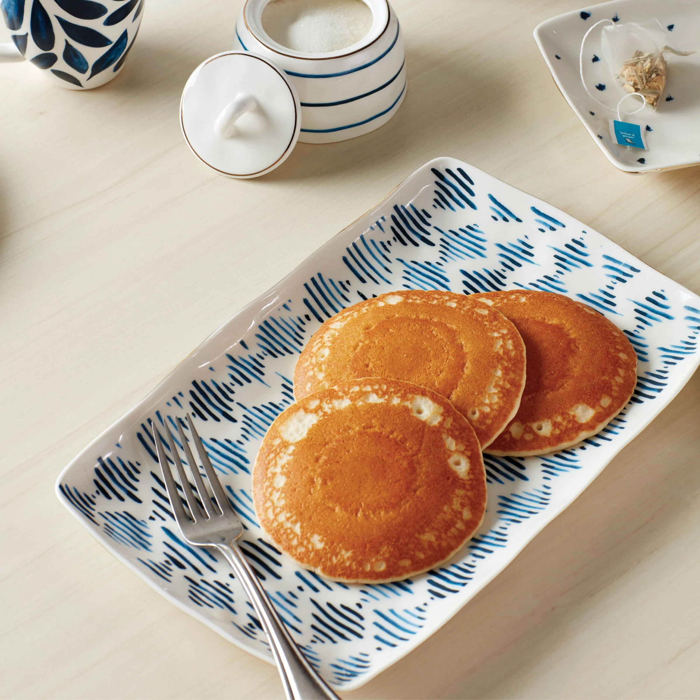 Blue Bay 2-Piece Nesting Platter Set - Image 3