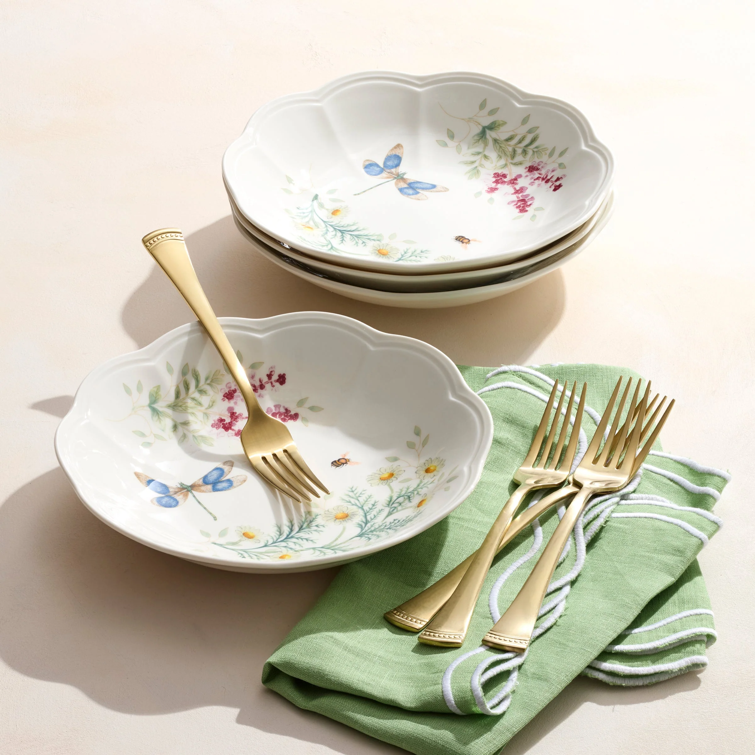 Butterfly Meadow Herbs Pasta Bowls, Set of 4 - Image 4