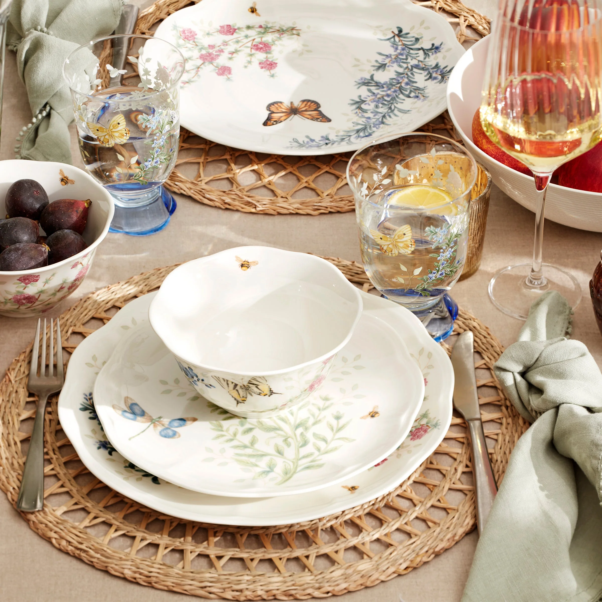 Butterfly Meadow Herbs Rice Bowls, Set of 4 - Image 4