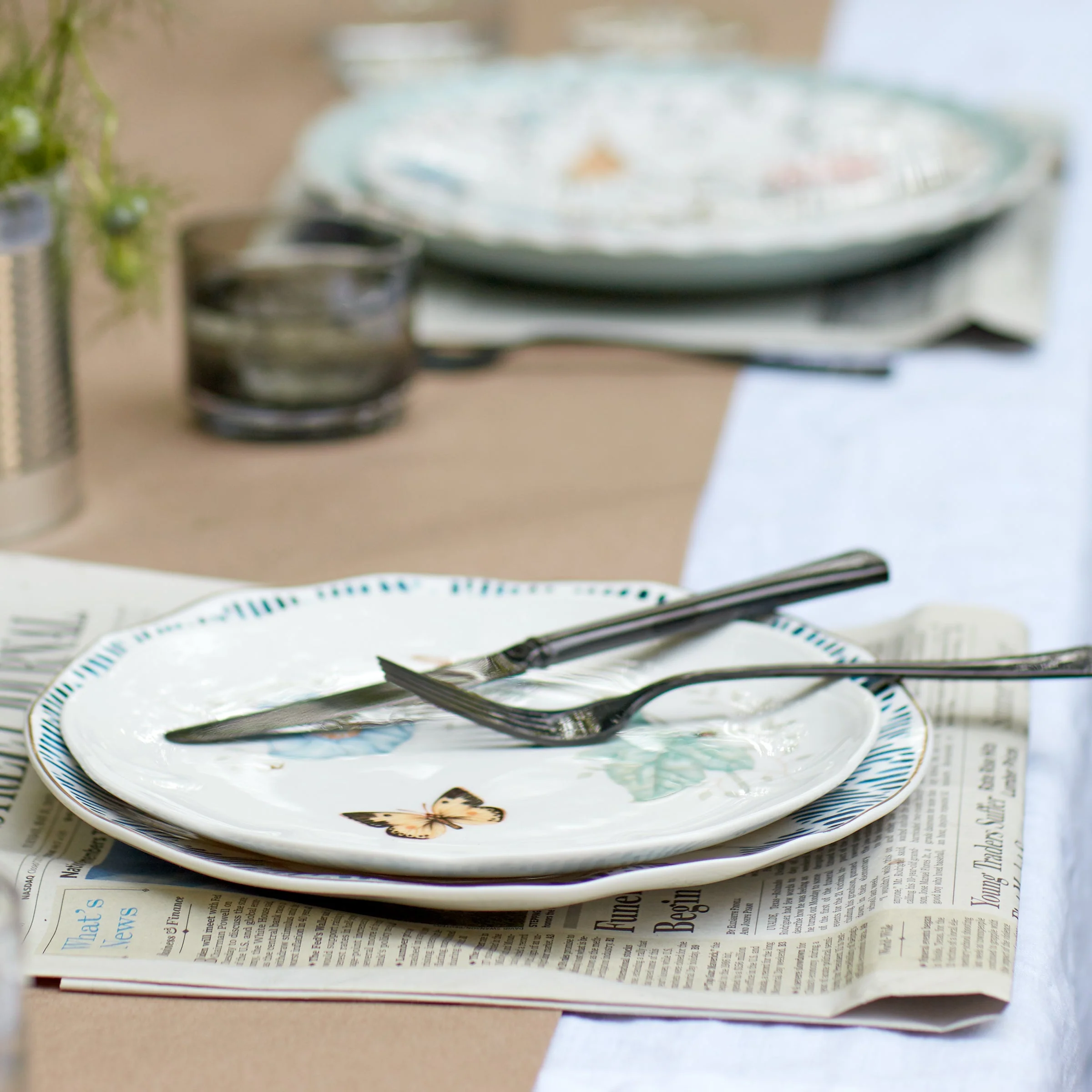 Butterfly Meadow 18-Piece Dinnerware Set - Image 7