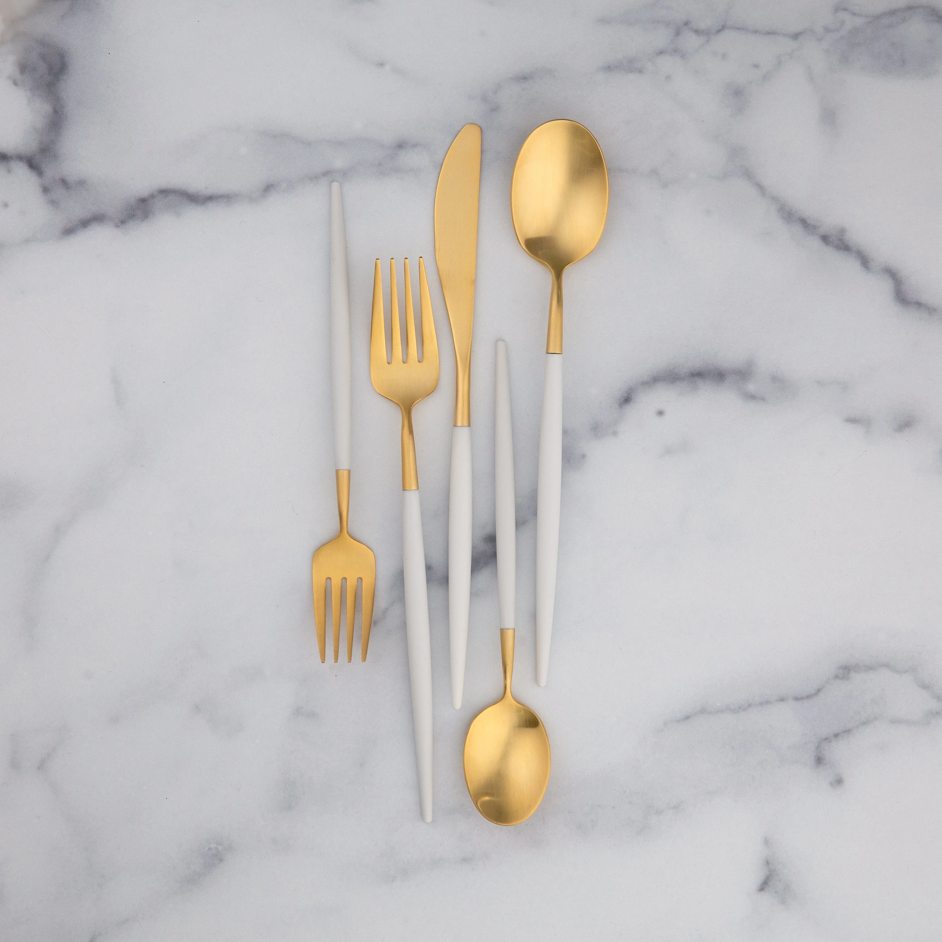 Mazzy Gold Satin White Pom Handle 20-Piece Flatware Set - Image 2