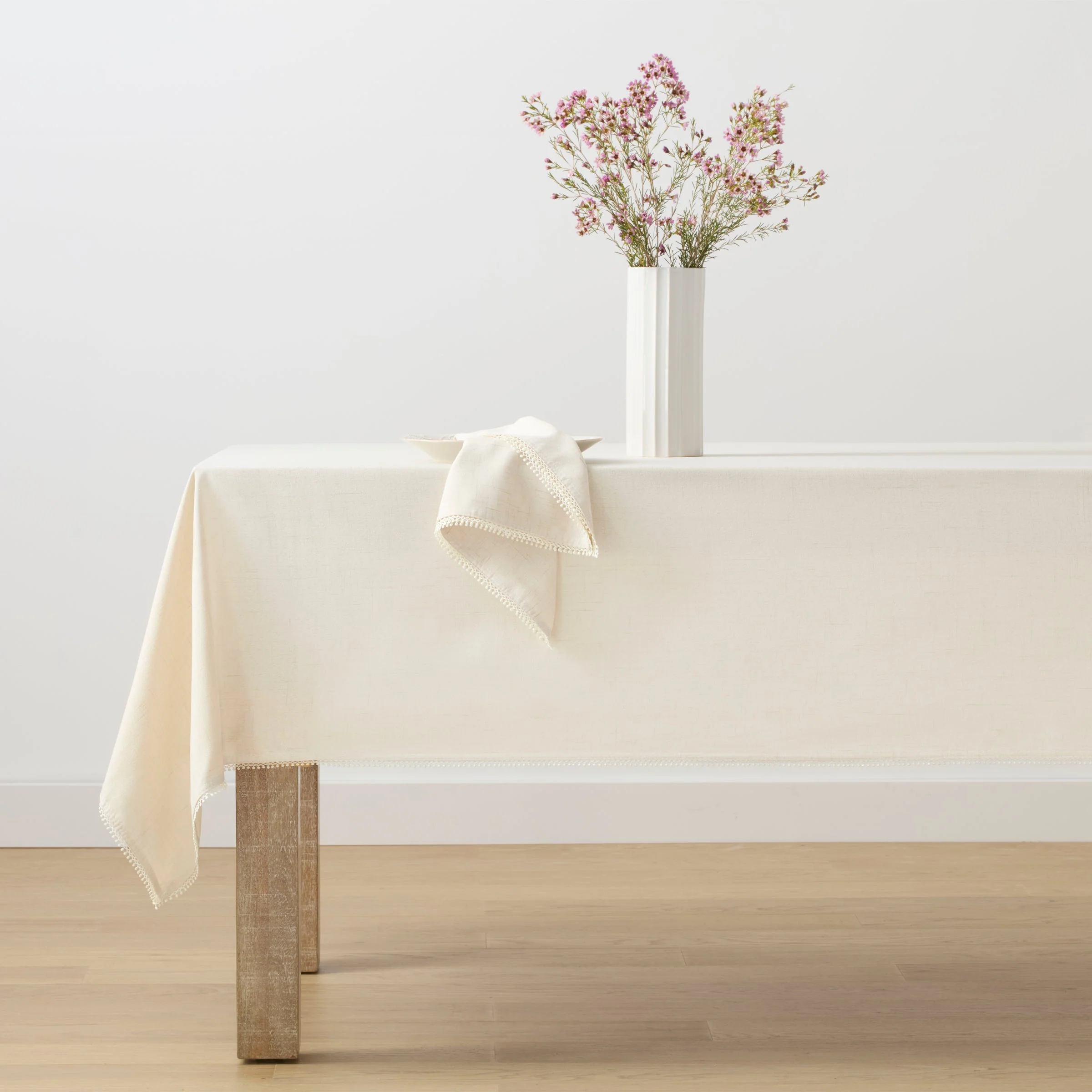 French Perle Natural 60x84 Tablecloth - Image 3
