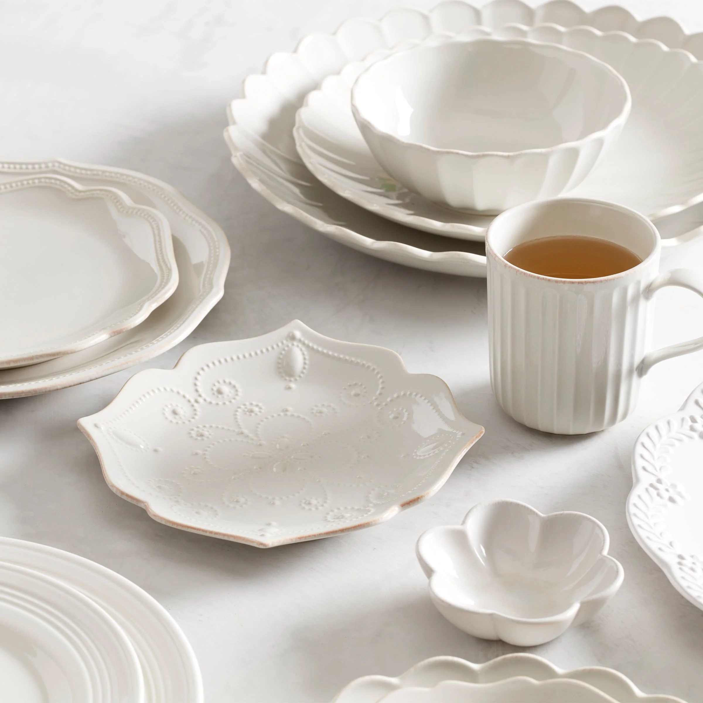 French Perle White 4-Piece Dessert Set - Image 3