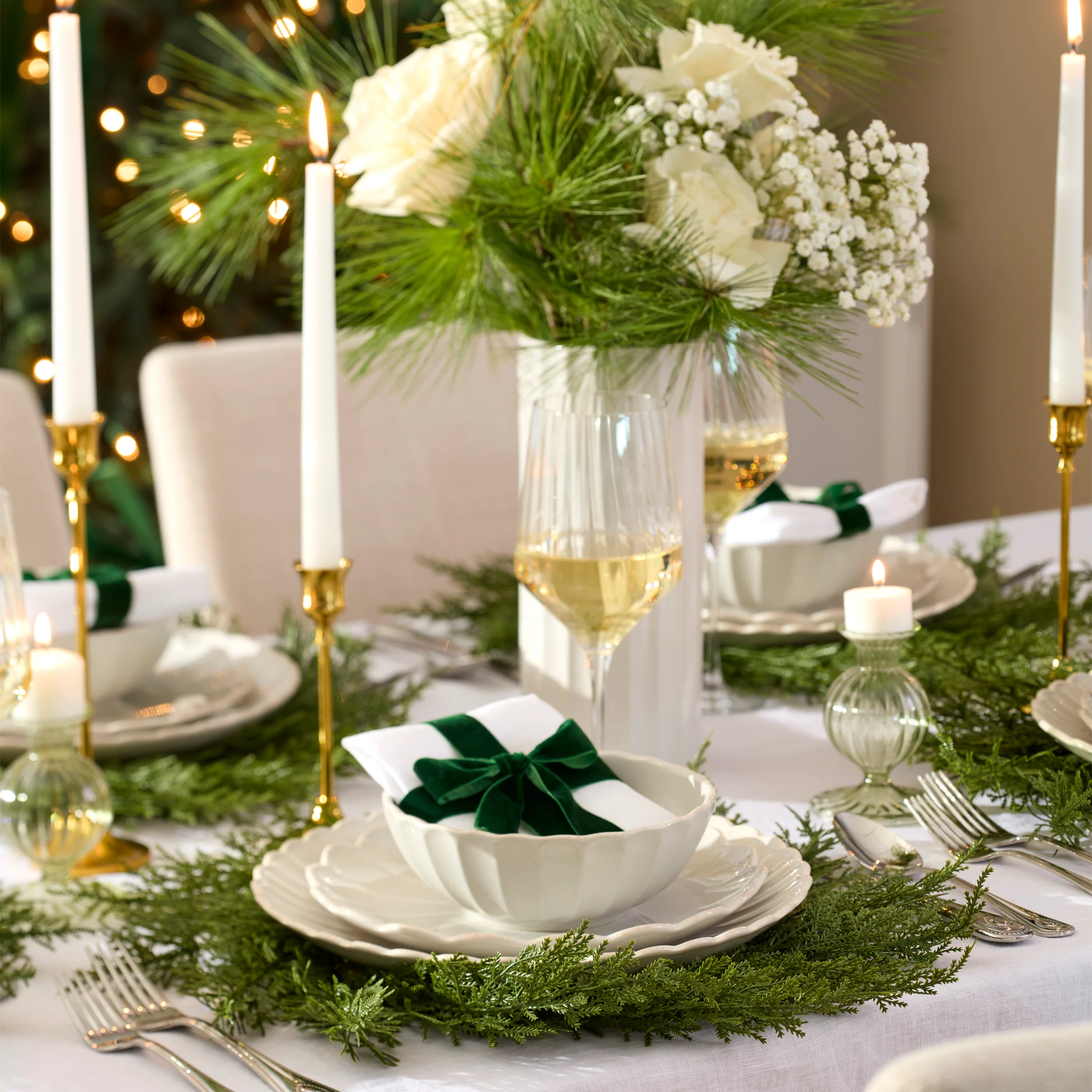 French Perle Scallop White Dinner Plates, Set of 4 - Image 5