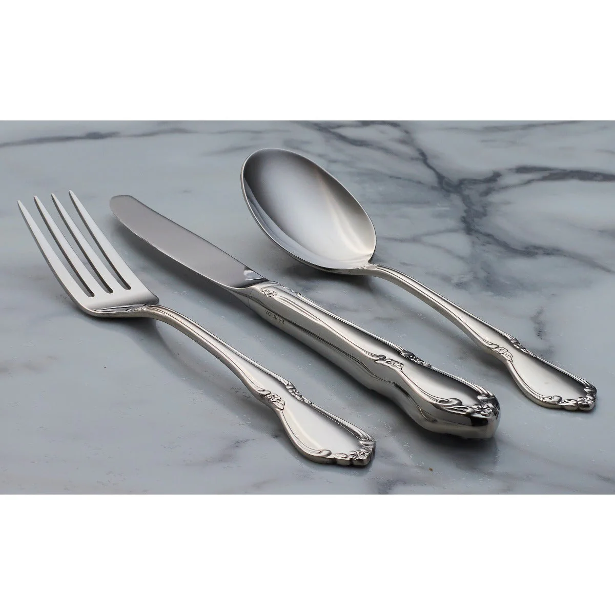 Chateau Dinner Knives, Set of 4 - Image 3
