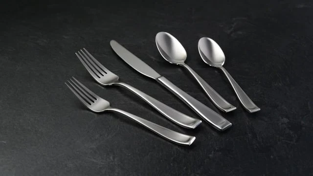Moda Dinner Knives, Set of 4 - Image 2